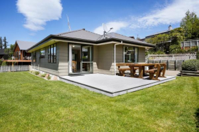 Alpine Peek - Hanmer Springs Holiday Home